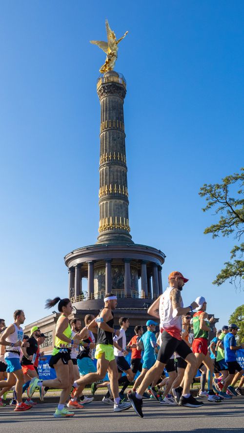 Foto offerta MARATONA DI BERLINO | 42K, immagini dell'offerta MARATONA DI BERLINO | 42K di Ovunque viaggi.